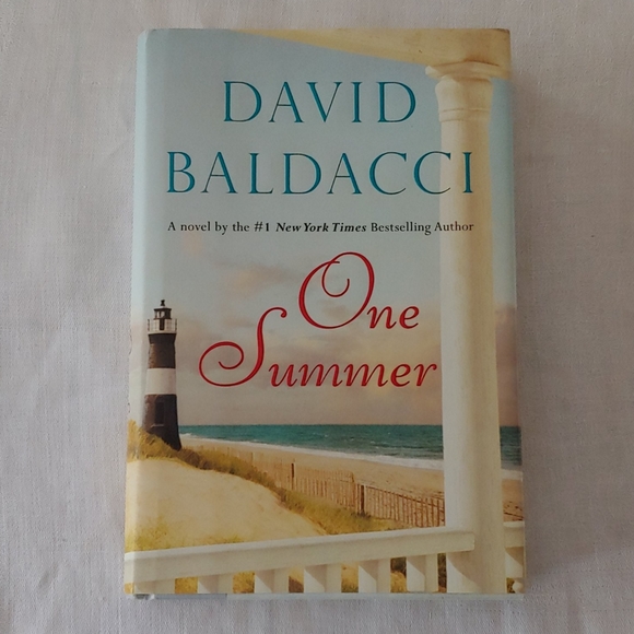 Bundle Hardback Beach Theme Books - Picture 4 of 8